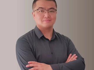 苗旭    副教授